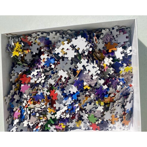 LEGO X Chronicle Books Lego Space Stars Minifigures- 1000 piece Puzzle - Picture 3 of 14